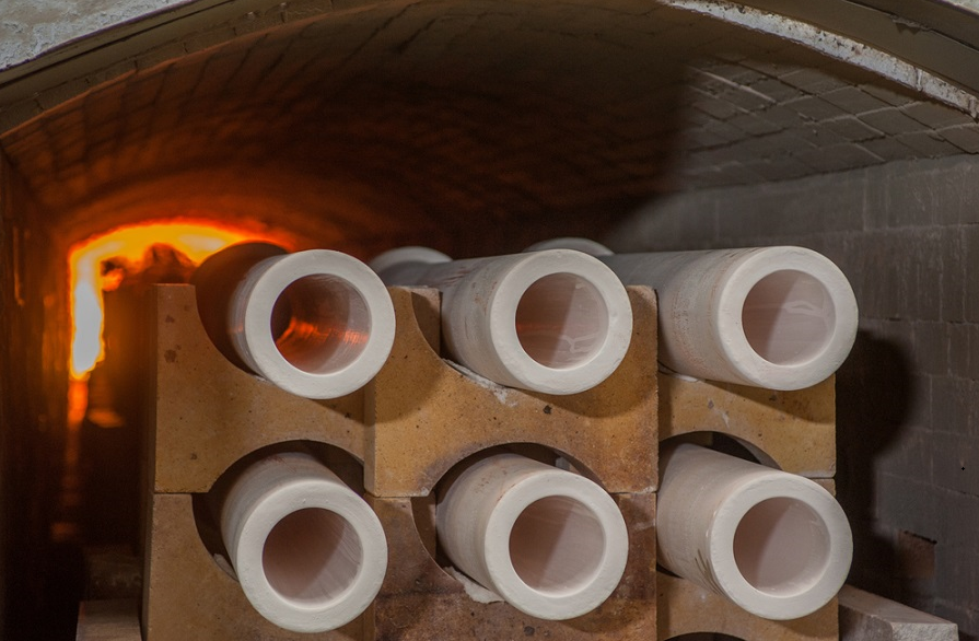 types of refractory materials
